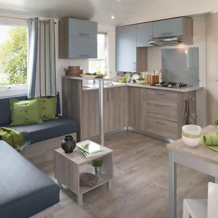 אתר קמפינג Mobil-home Avec Terrasse - 4 Pers. - Api-1-52-1976