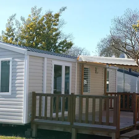 Mobil-home Avec Terrasse - 4 Pers. - Api-1-52-1976 * Dolus d'Oléron