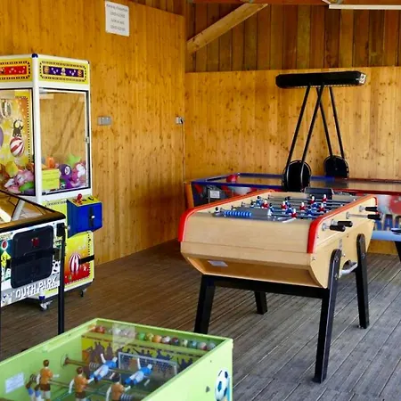 Campingplads Mobil-home Avec Terrasse - 4 Pers. - Api-1-52-1976 *