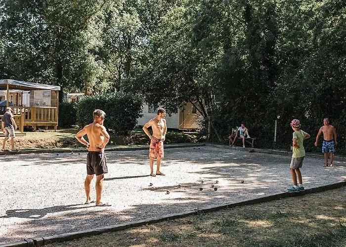 Campingplatz Mobil-home Avec Terrasse - 4 Pers. - Api-1-52-1976 *